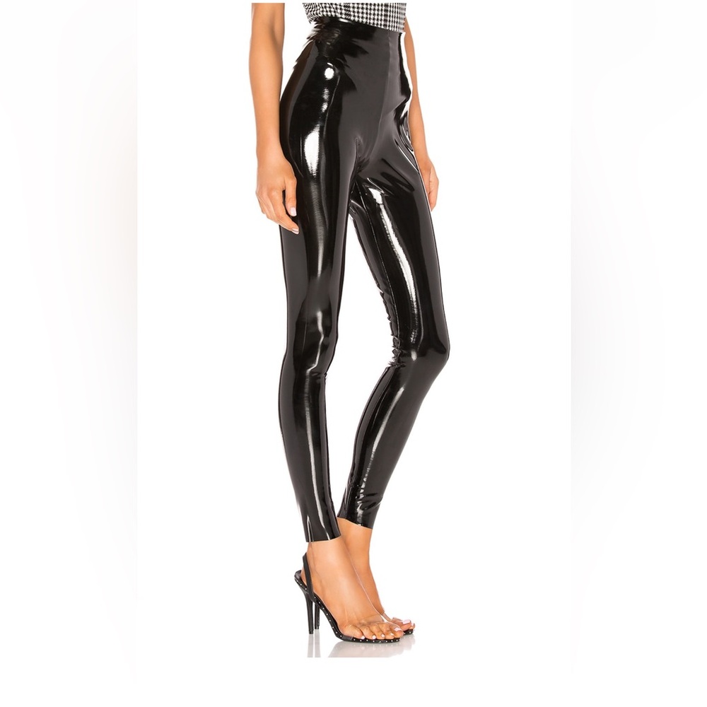Commando 🙌🏼 perfect control patent leather legging black size small REVOLVE ❤️